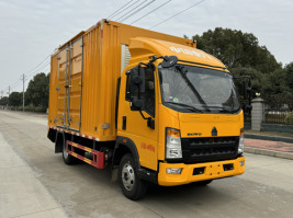 大流量排水抢险车