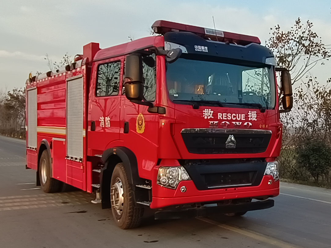 PWS5190GXFSG80/H6型水罐消防车图片