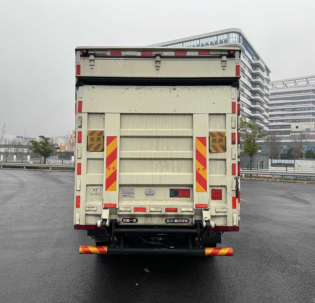 换电式纯电动厢式货车图片