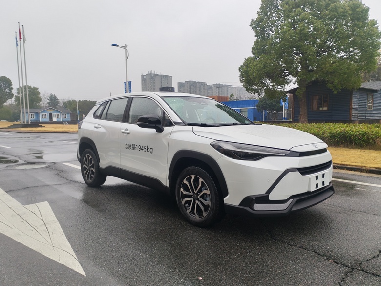 吉奥牌NGA5024XGJHEV1混合动力工具车