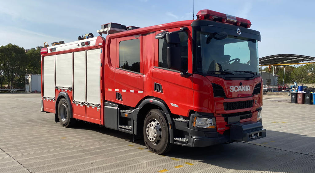 WGT5180GXFAP40/S6压缩空气泡沫消防车