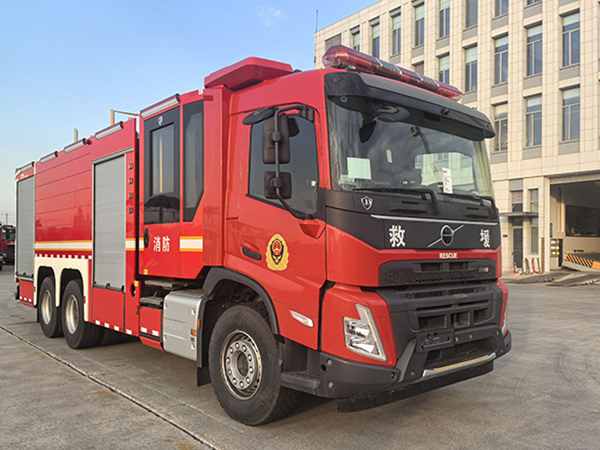 金盛盾牌JDX5290GXFPM120/VL61泡沫消防车
