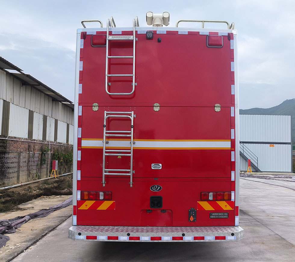 唯邦牌GWB5130TXFTZ2500通信指挥消防车公告图片