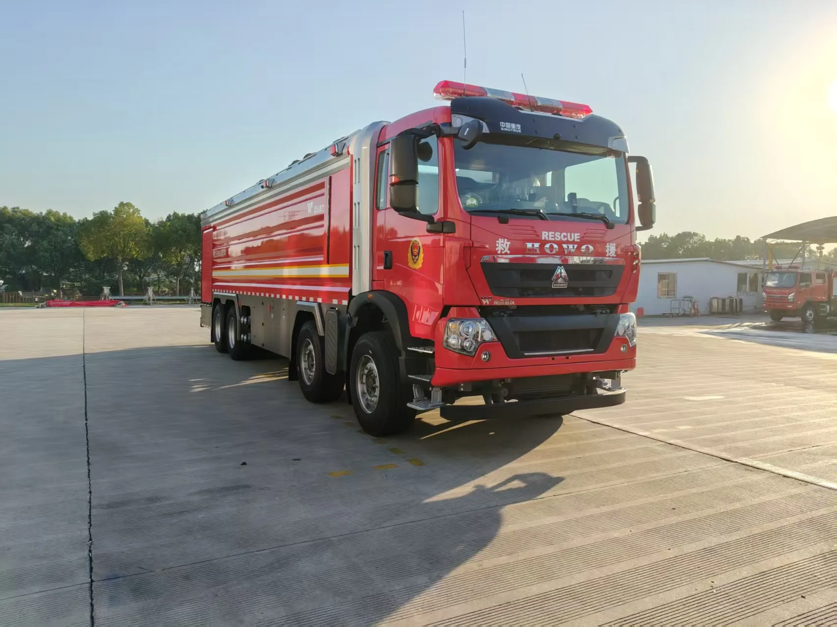 LWX5430GXFPM250/H型泡沫消防车图片