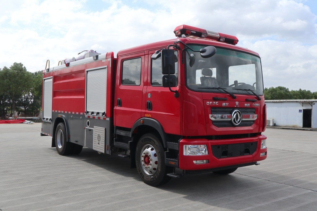 XFX5170GXFSG80/E6型水罐消防车图片