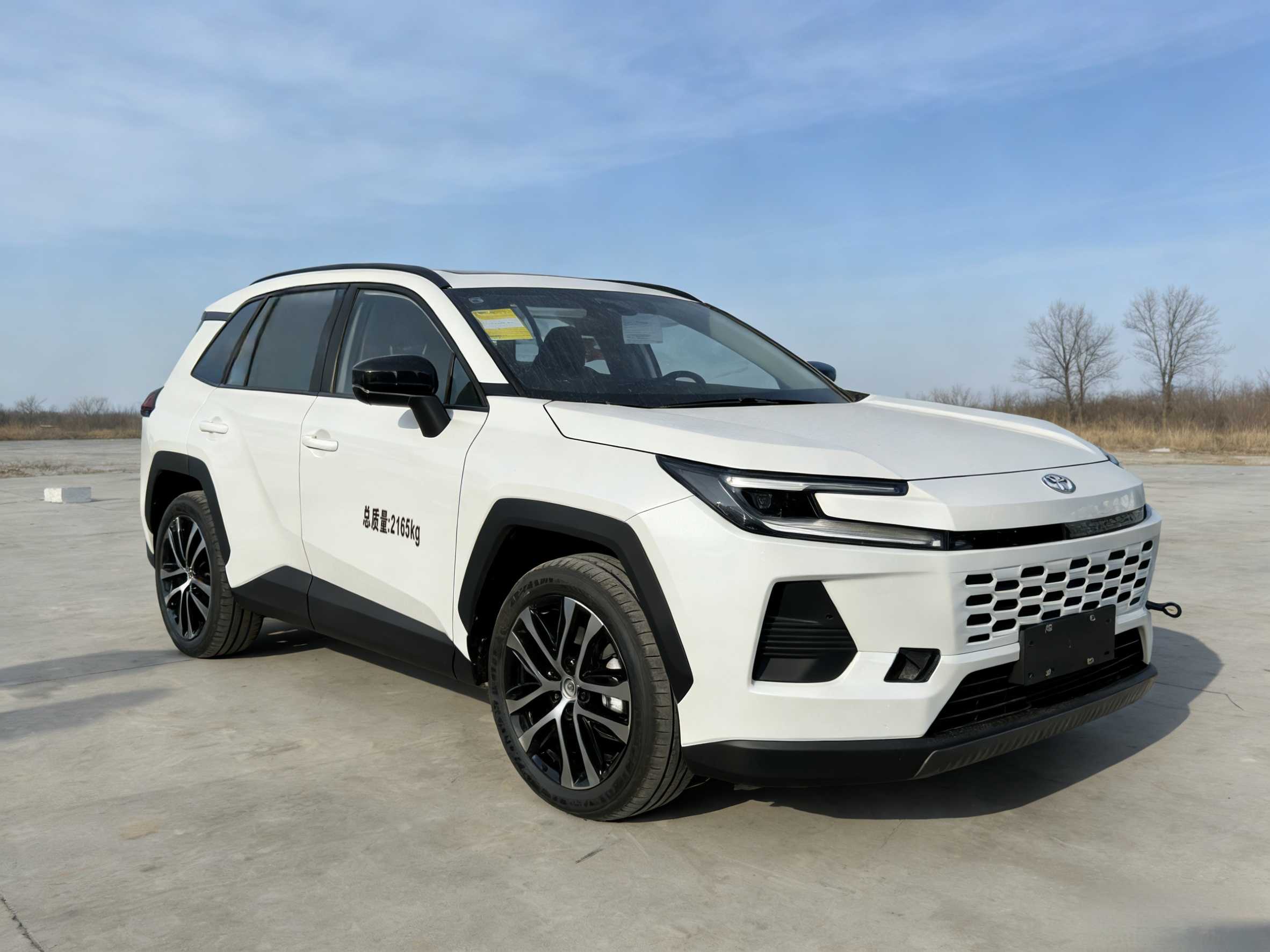 MN5024XGJHEV19 明诺牌混合动力工具车图片