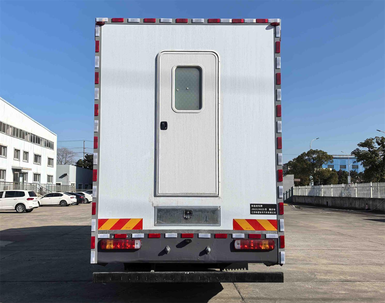 新星房车牌JBG5130XZS展示车公告图片