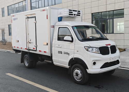 齐东方牌CLD5031XLC6TH冷藏车