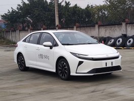 混合动力工具车