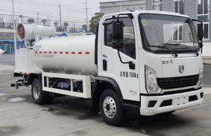绿化喷洒车