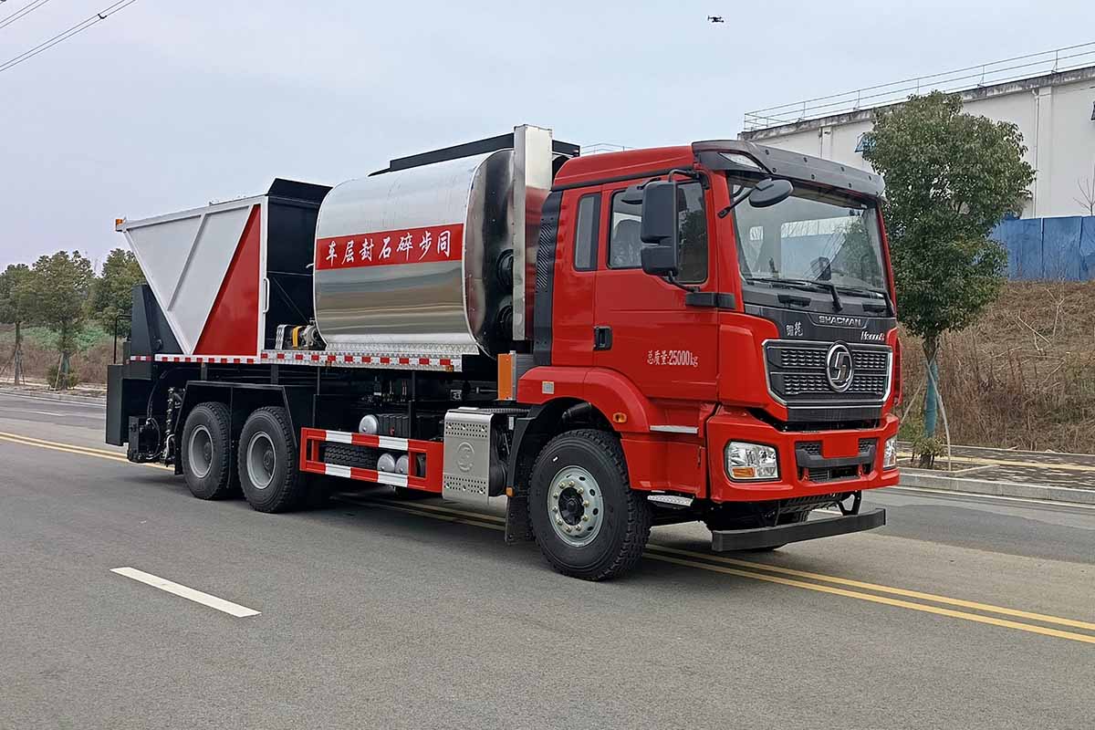 神百重工牌ABC5250TFCSX6同步碎石封层车