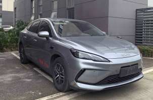 插电式混合动力工具车