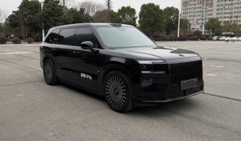 插电式混合动力工具车