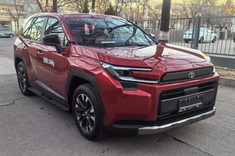 BCF5020TXUHEV04型混合动力巡逻车图片