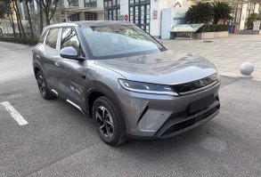 纯电动工具车