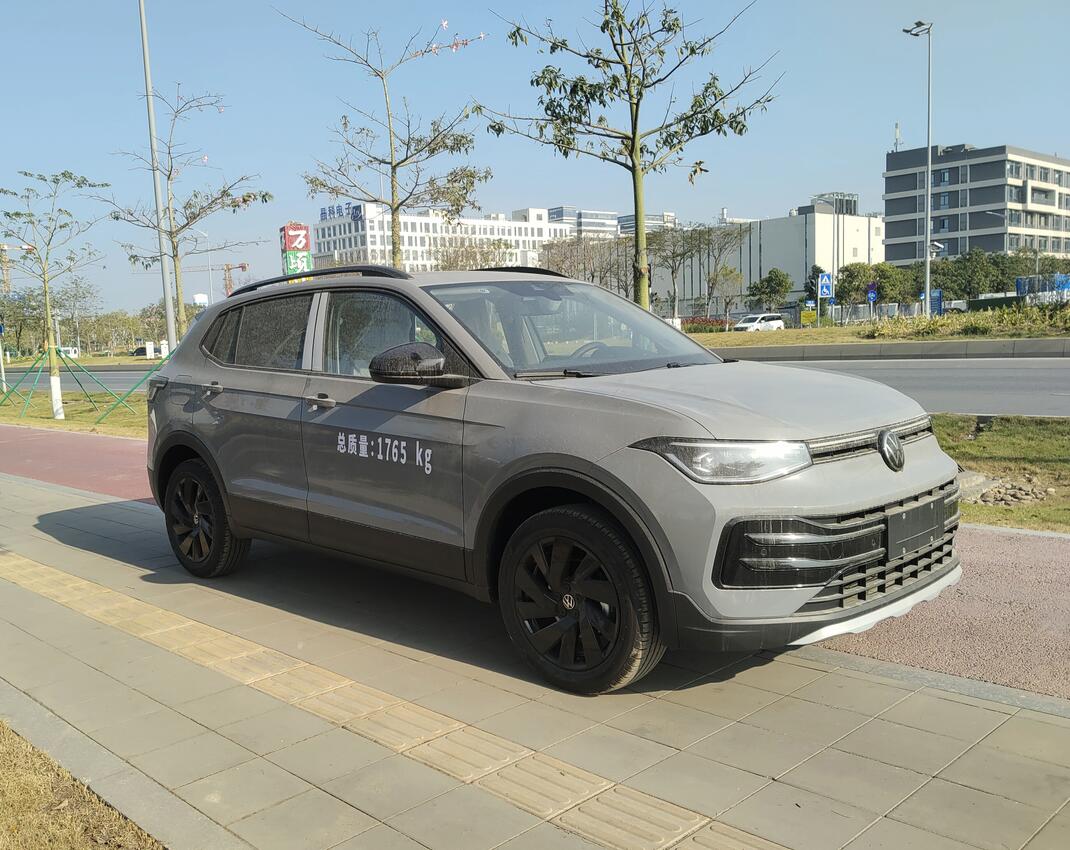 KLF5021XGJS6 凯力风牌工具车图片