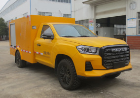 大流量排水抢险车