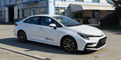 混合动力工具车