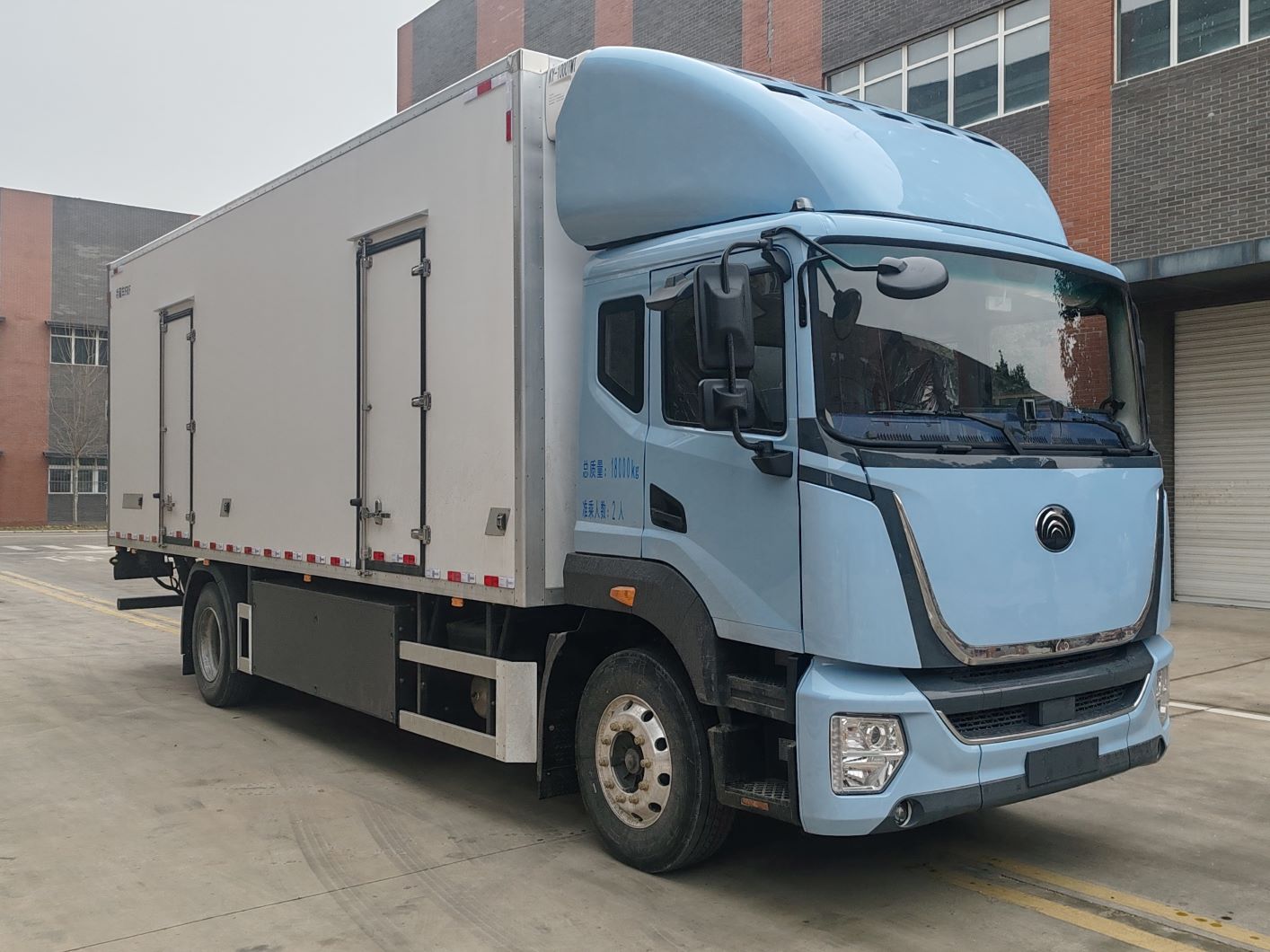ZKH5180XLCP1BEV2 宇通牌纯电动冷藏车图片