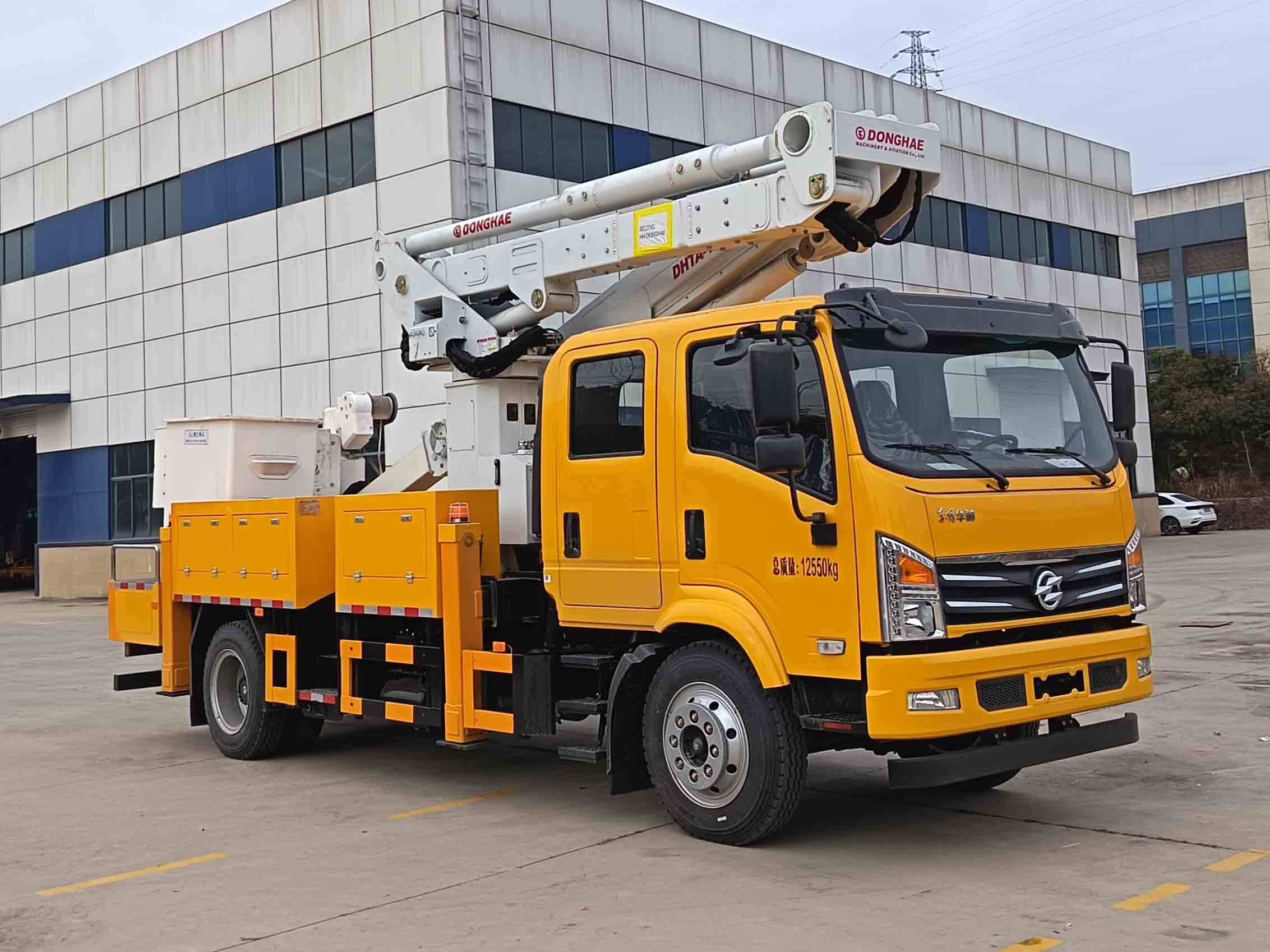和隆兆帕牌LZP5131JGK高空作业车