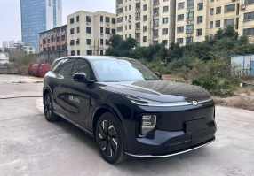 插电式混合动力工具车