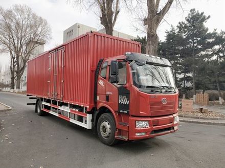 CA5160XXYP62K1L5E6 解放牌厢式运输车图片