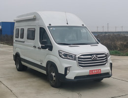 旅居车