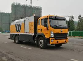路面养护车