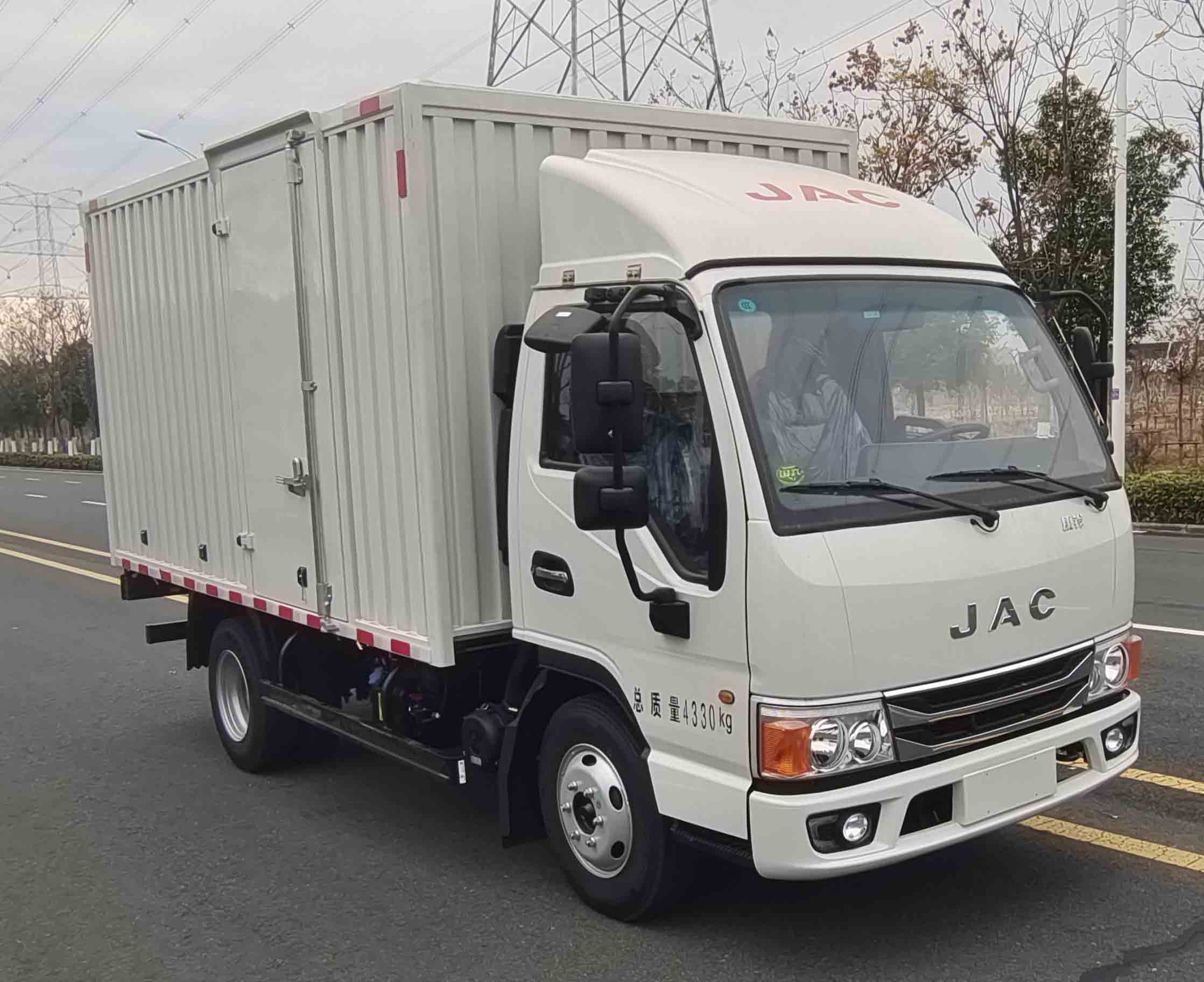 江淮牌HFC5041XXYP23K1B4S-1厢式运输车