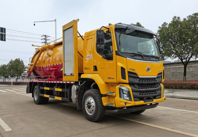 WLW5182GQWLZ型清洗吸污车图片