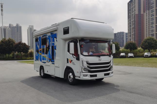 HLM5080XLJ01旅居车