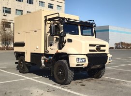 解放牌CA5120XLJ21旅居车