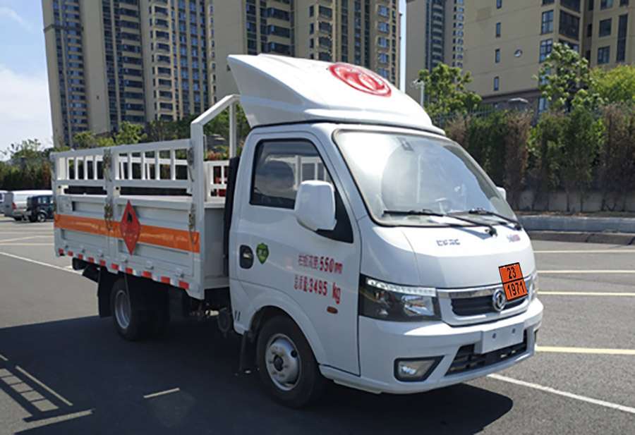 顺风智造牌SFZ5035TQPE6气瓶运输车