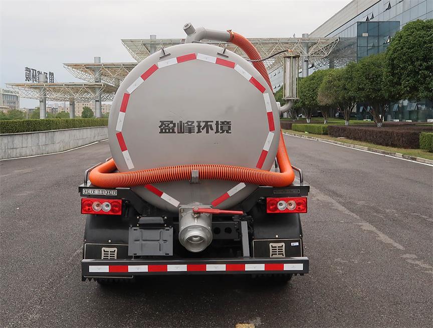 吸粪车图片