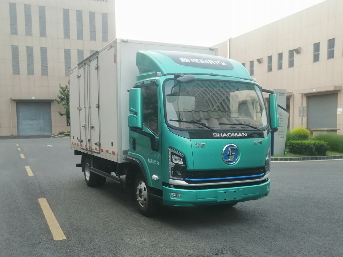 SX5045XXYBEV341N 陕汽牌纯电动厢式运输车图片