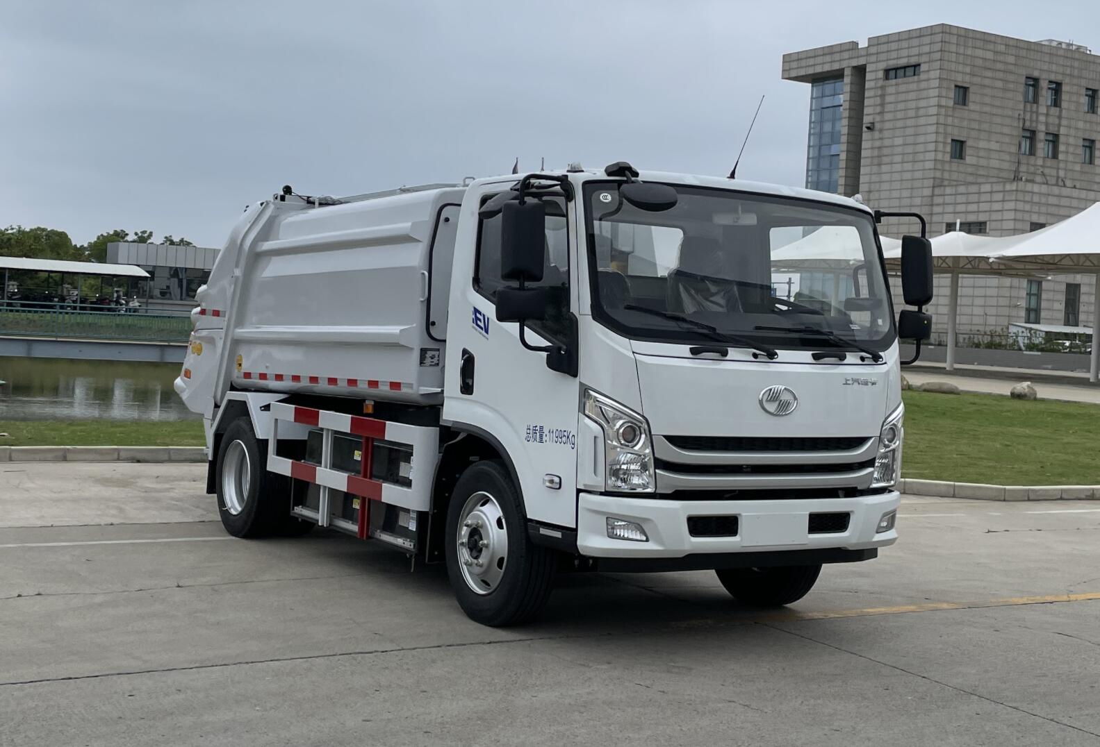 YD5129ZYSSHBEV 悦达牌纯电动压缩式垃圾车图片