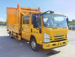 YLM5111TFZ防撞缓冲车图片