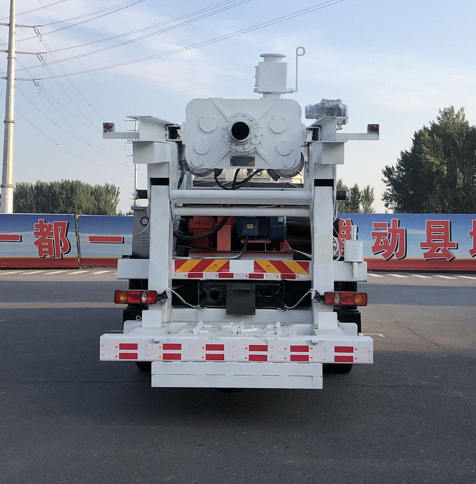 宝旭龙卡牌EBX5210TZJ钻机车公告图片