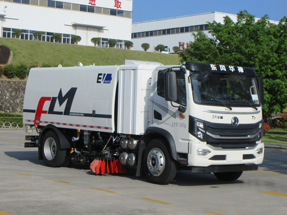 福龙马牌FLM5121TXSDTBEVL纯电动洗扫车
