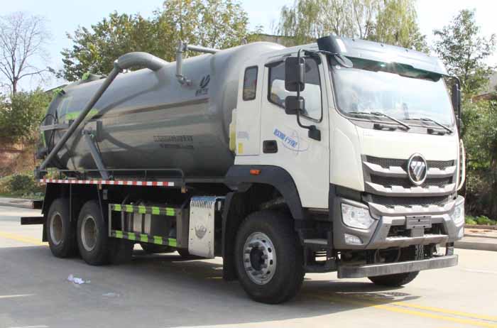 纵昂牌CLT5252GXWBJ6吸污车