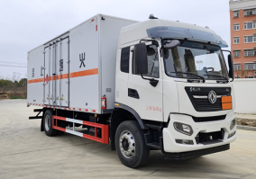 汇力威牌VVV5180XRYDFH6易燃液体厢式运输车