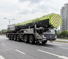 中联牌ZLJ5720JQZ700VS全地面起重机