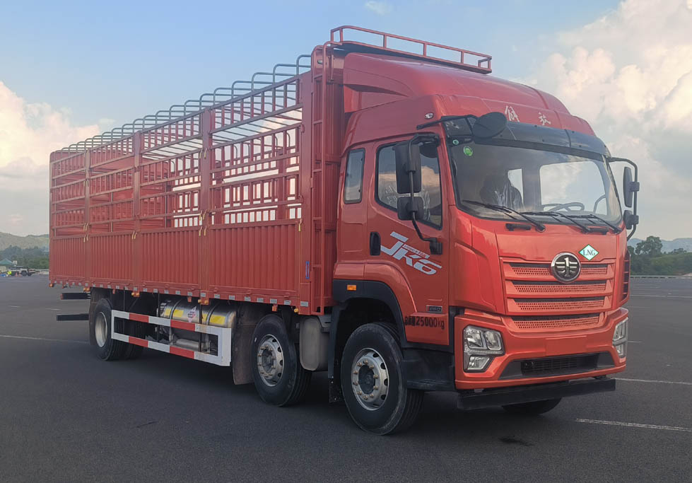CA5250CCYP28K8L7T3NE6A90型仓栅式运输车图片