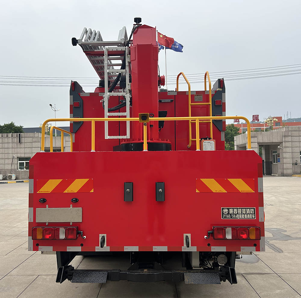 银河牌BX5160TXFJY160/SK6抢险救援消防车公告图片