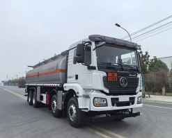 易燃液体罐式运输车