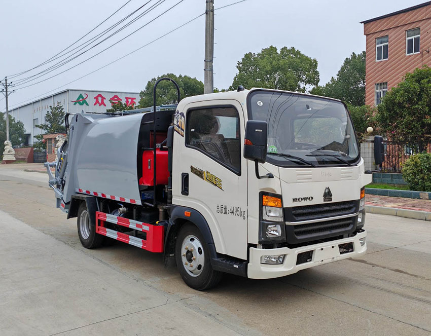 柯铭牌WYW5047ZYSZ压缩式垃圾车
