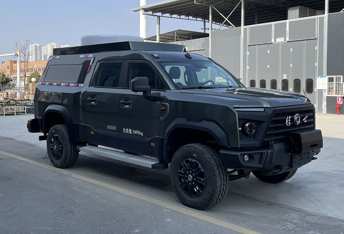 CPC5050XTXHYY6J 长平战甲牌通信车图片