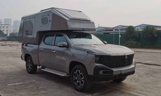 插电式增程混合动力旅居车