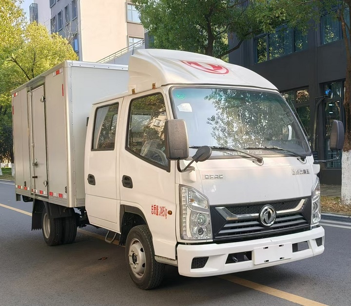 东风牌EQ5036XXYD60Q6HAC厢式运输车