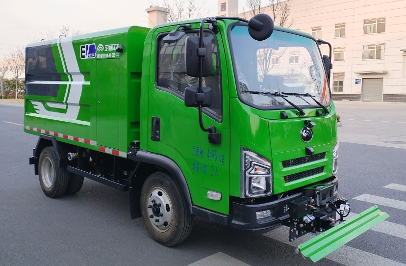 宇通牌YTZ5046TYHD0BEV纯电动路面养护车